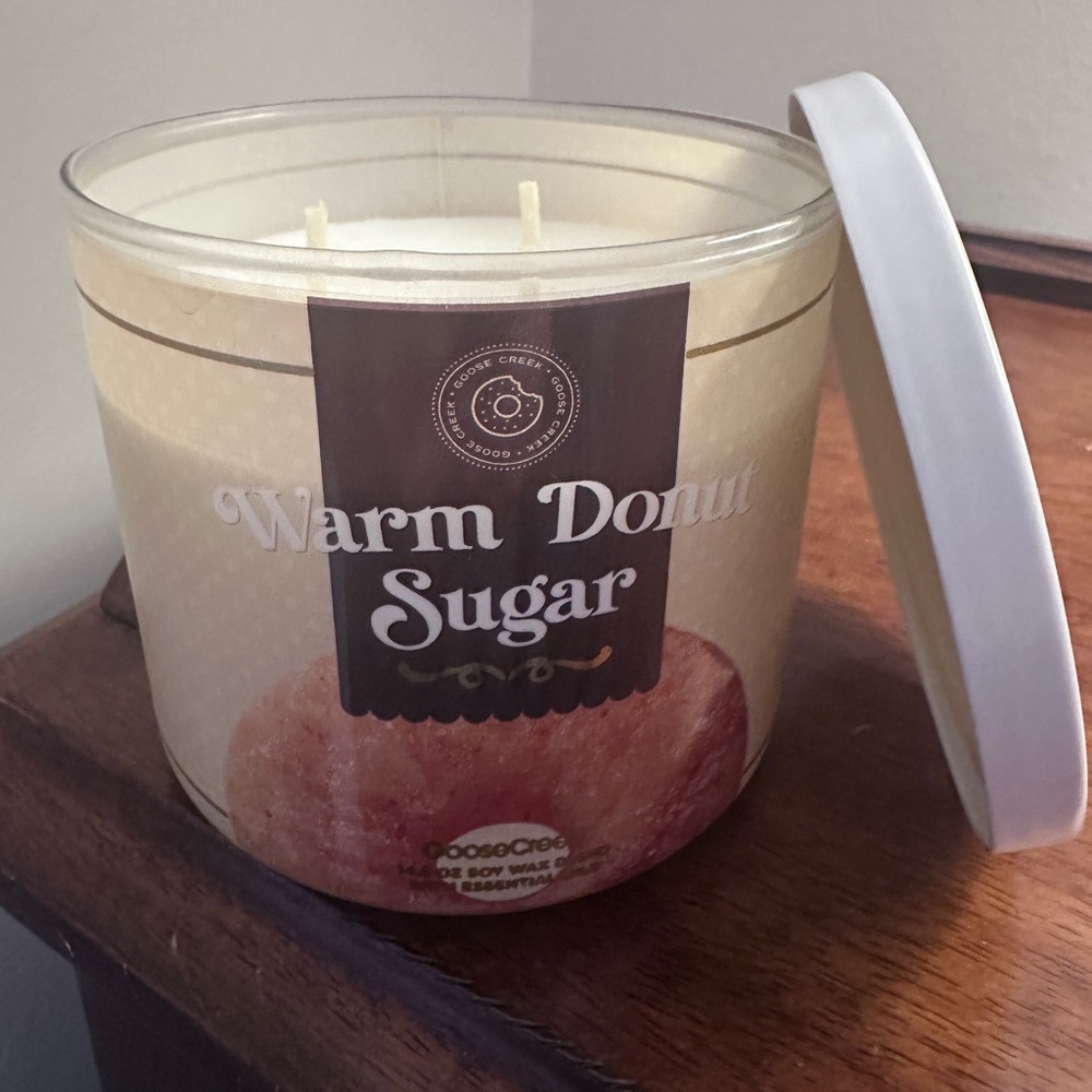 Warm Donut Sugar Candle